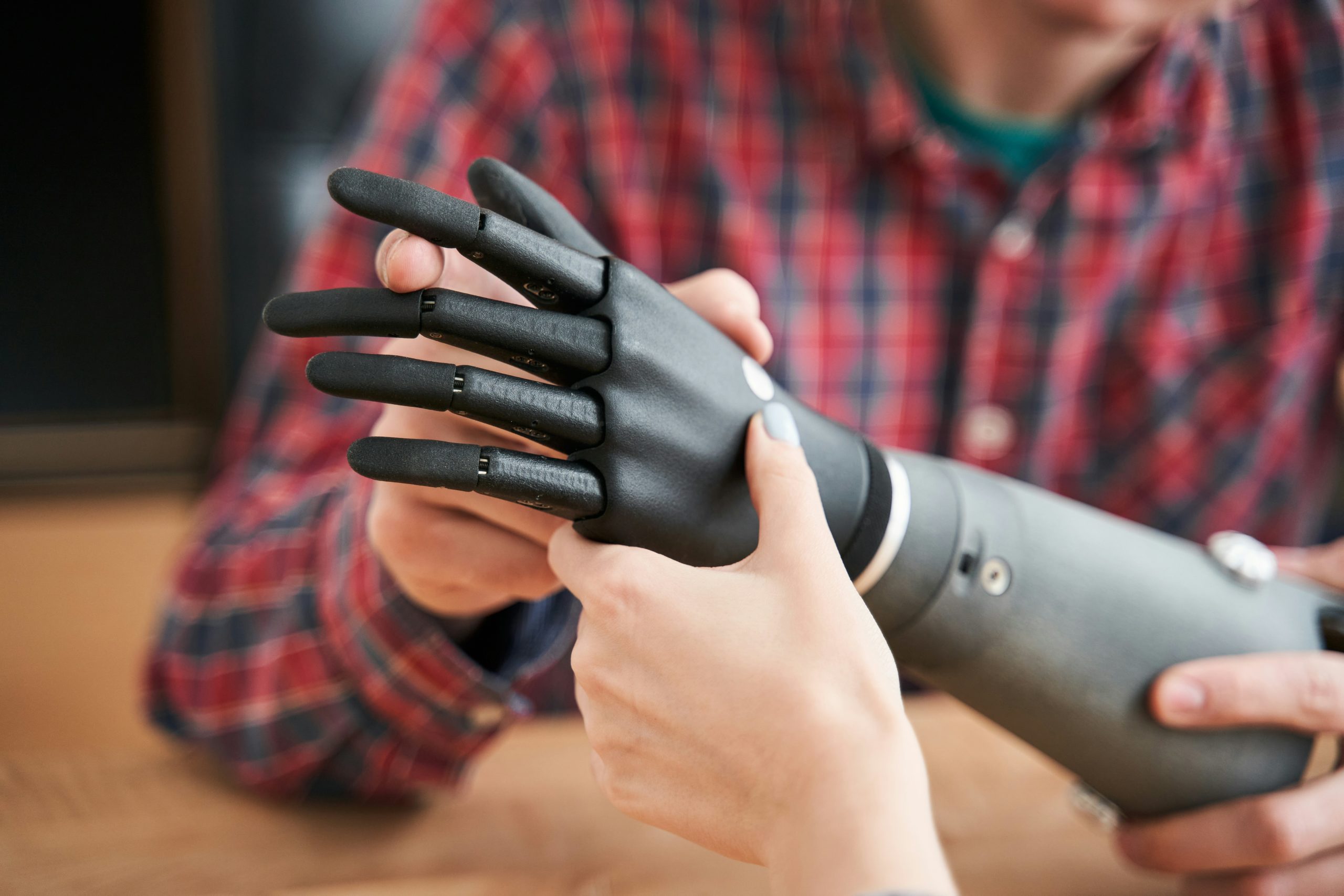 New Soft Prosthetic Hand Offers Natural Bionic Interfacing  - Image