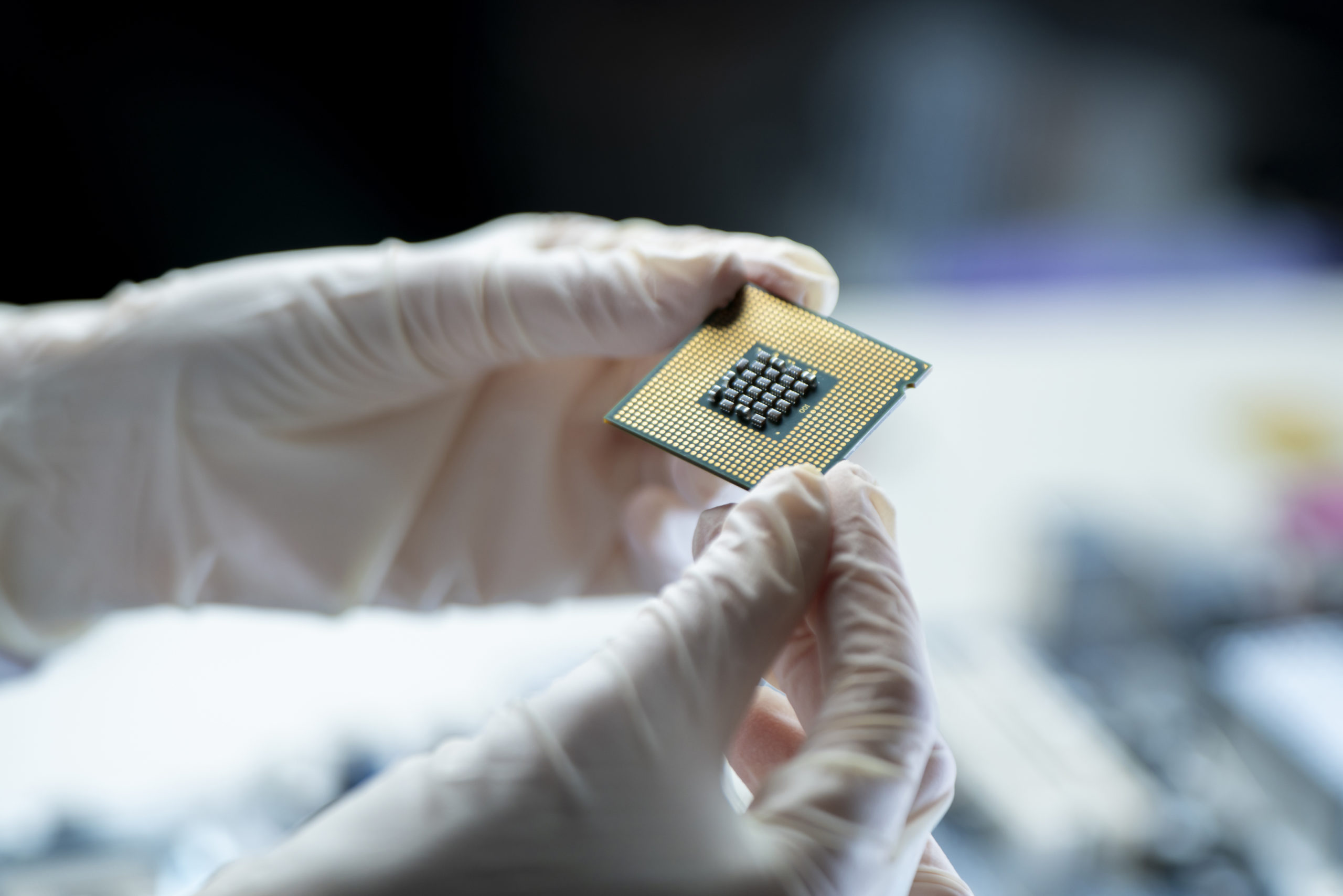 Hardware security breakthrough: 3D flash memory hides encryption keys on demand - Image